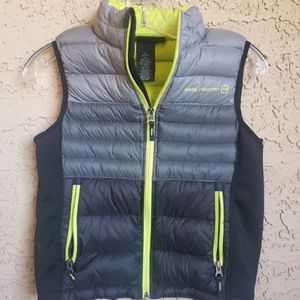 Free Country Boys Vest | M